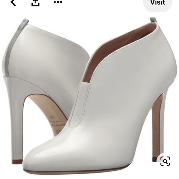 SJP by Sarah Jessica Parker Trois White Booties - Picture 2 of 9